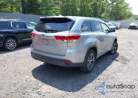 2018 Toyota Highlander Le Plus from USA, damaged, VIN 5TDBZRFH5JS908264